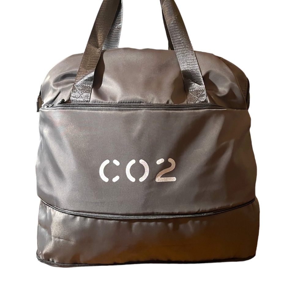 Extendable CO2 Gym Tote - Picture 2 of 6